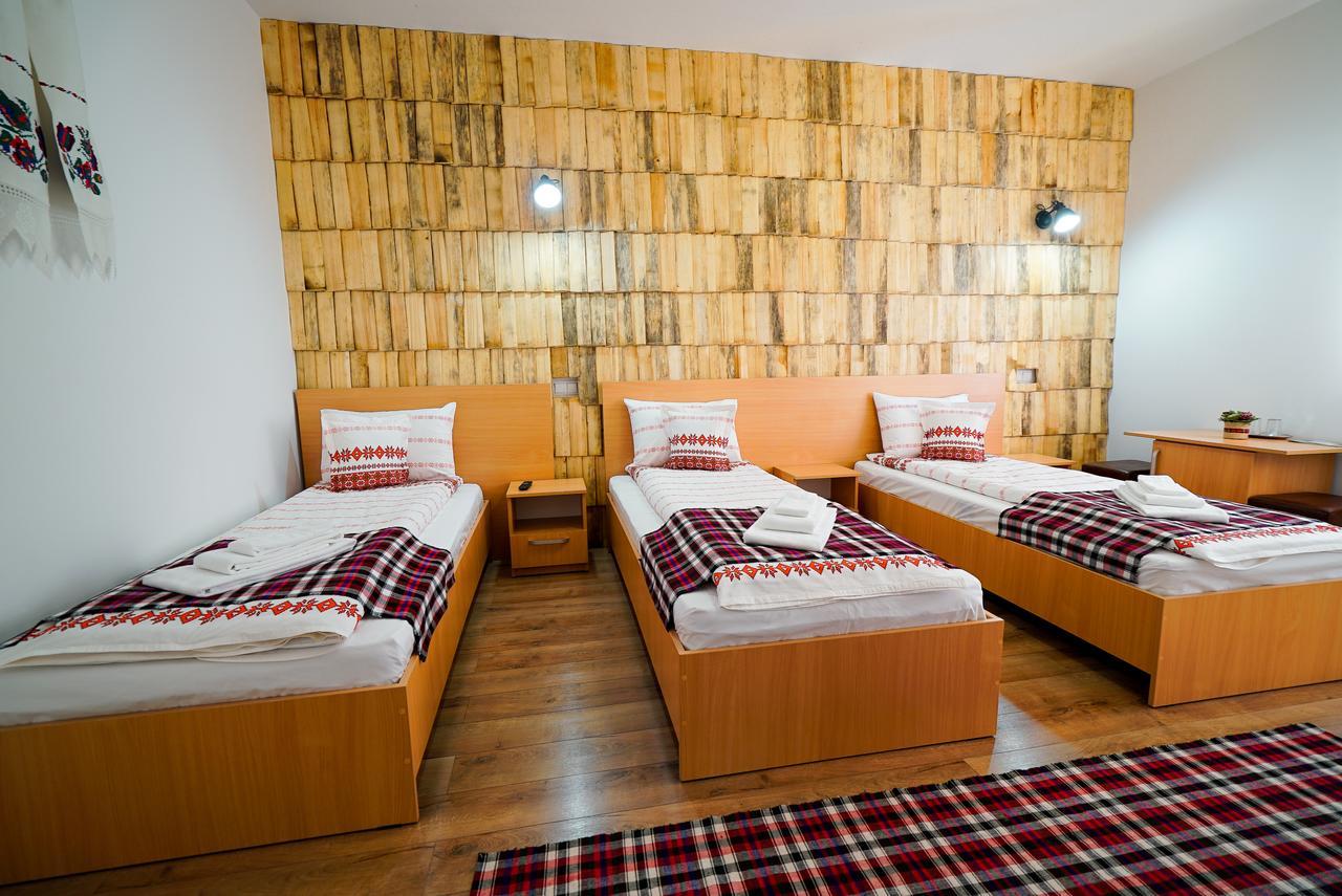 Casa Ralucai Hotel Moisei Luaran gambar
