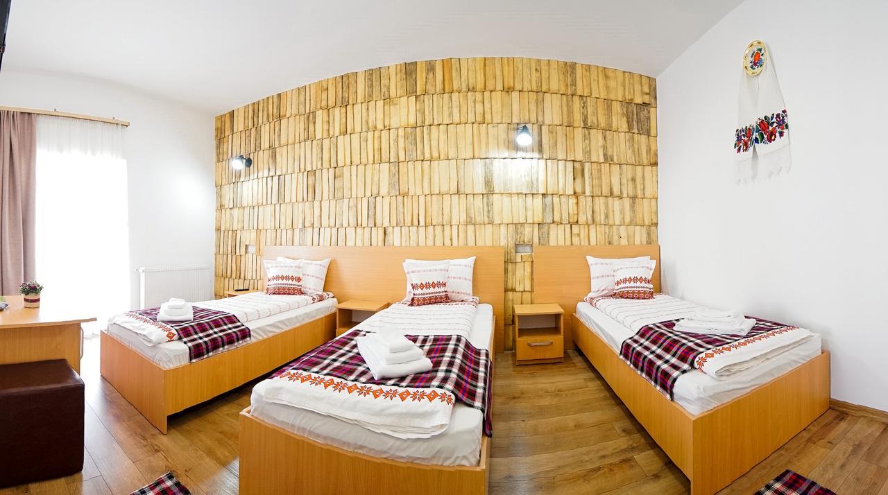 Casa Ralucai Hotel Moisei Luaran gambar