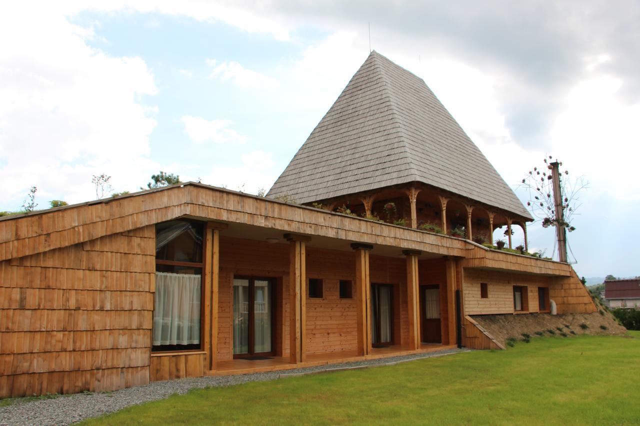 Casa Ralucai Hotel Moisei Luaran gambar