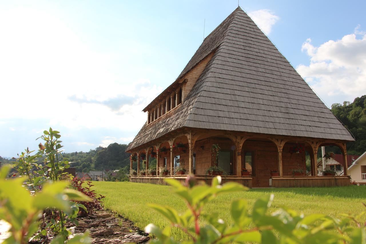 Casa Ralucai Hotel Moisei Luaran gambar